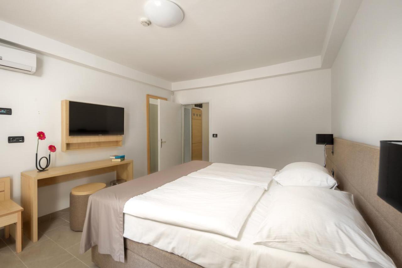 Hotel Delfin Omisalj