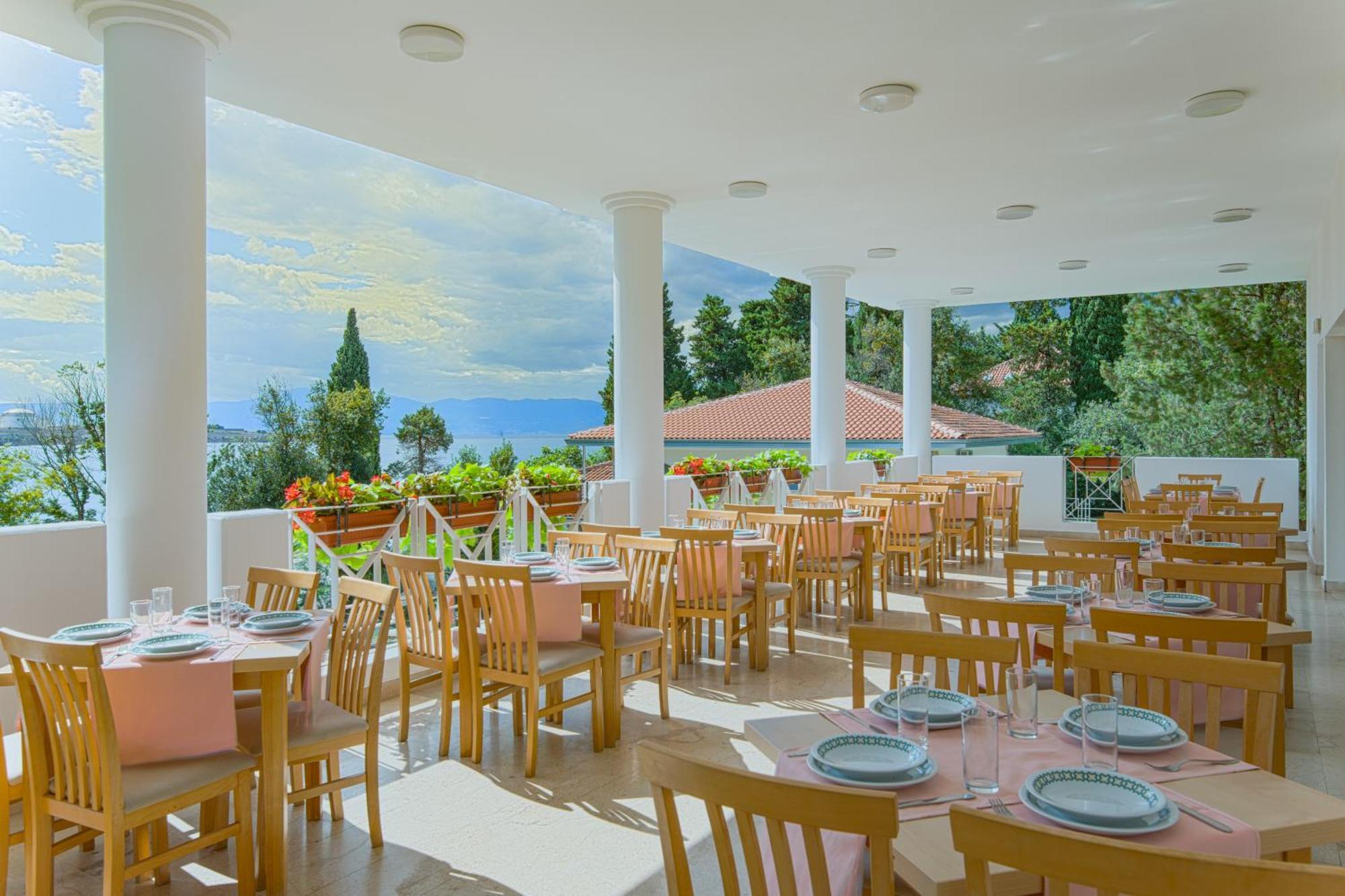 Hotel Delfin 3*